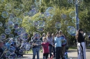 Bubble mania outside the Tate Modern